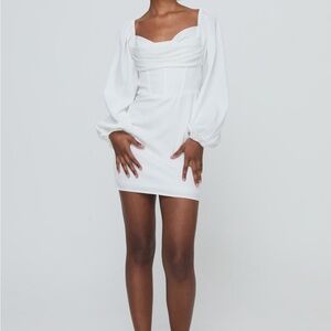 Elegant Princess Polly White Puff Sleeve Dress Size 6 NWT